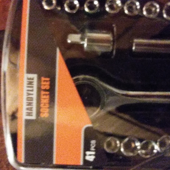 Nib 41pc socket set - Picture 2 of 4